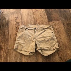 reign khaki shorts
